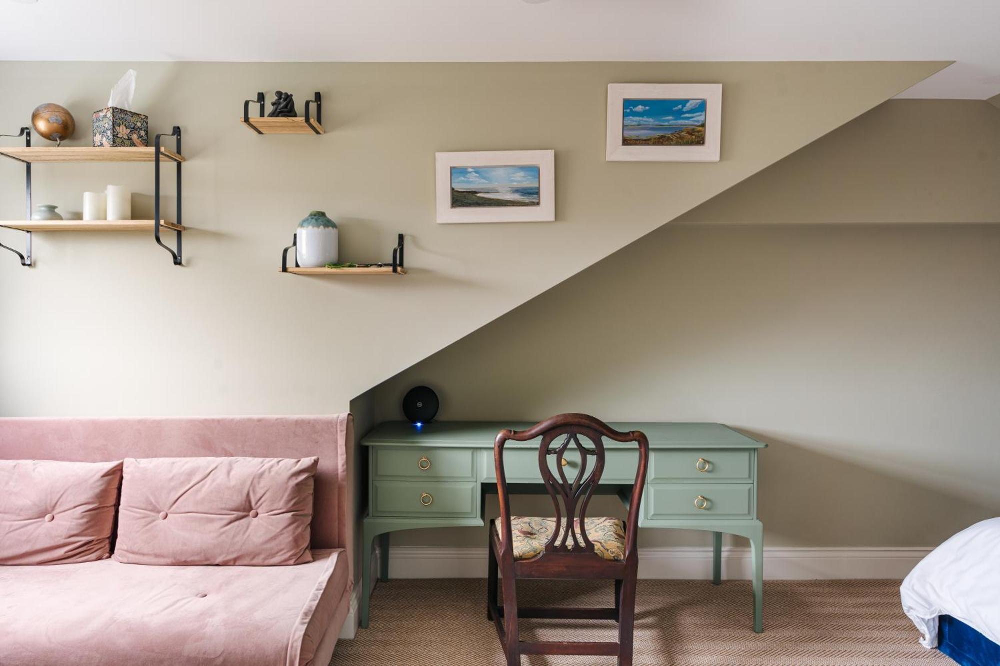 Private Comfortable Loft In Superb Period Alloggio in famiglia